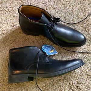 Clarks Collection shoes - UNWORN